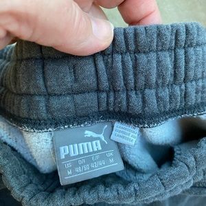 Men’s PUMA sweat pants Size M